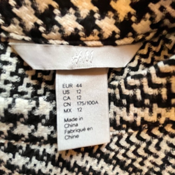 H&M Houndstooth mini dress with jewel insects, size 12 - Picture 5 of 5